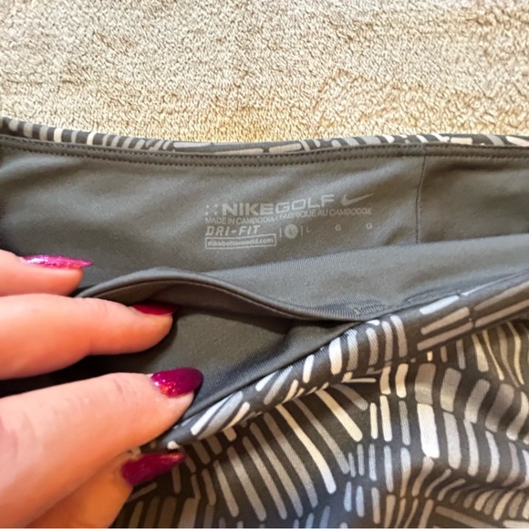 Nike black grey golf skort Dri-Fit Tour Performance ruffle pockets Size L - Picture 9 of 11